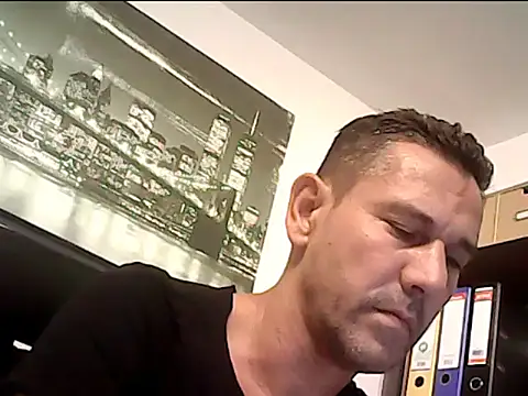 Snapshot of mastercharisma35 chatting on September 20, 2025, 4:19 pm mastercharisma35 online show from September 20, 2025, 4:19 pm