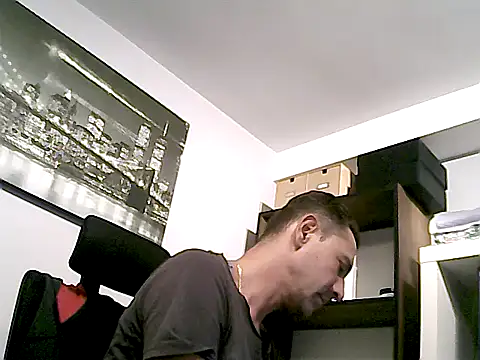 Snapshot of mastercharisma35 chatting on October 28, 2025, 9:24 am mastercharisma35 online show from October 28, 2025, 9:24 am