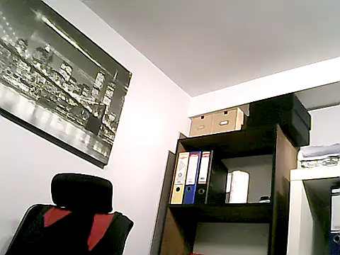 Snapshot of mastercharisma35 chatting on October 29, 2025, 1:24 pm mastercharisma35 online show from October 29, 2025, 1:24 pm