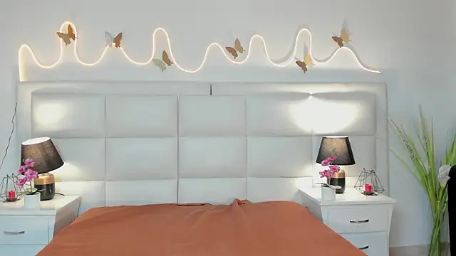 Snapshot of InnaVolkova chatting on February 17, 2026, 12:56 pm InnaVolkova online show from February 17, 2026, 12:56 pm