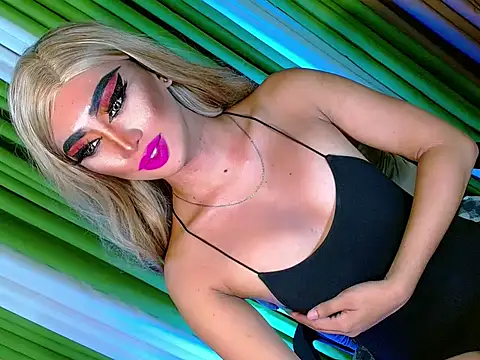 Snapshot of Queen_yasii_88 chatting on September 28, 2025, 4:12 pm Queen yasii 88 online show from September 28, 2025, 4:12 pm