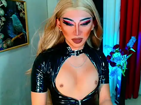 Snapshot of Queen_yasii_88 chatting on October 22, 2025, 4:51 pm Queen yasii 88 online show from October 22, 2025, 4:51 pm