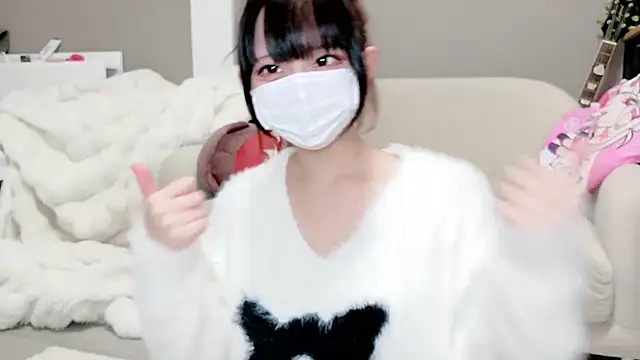 Snapshot of Hina-qp chatting on December 2, 2025, 11:26 am Hina-qp online show from December 2, 2025, 11:26 am