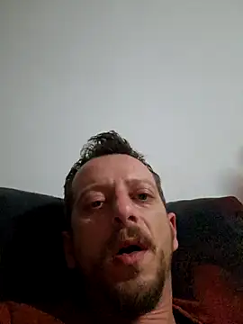 raducori online show from April 1, 2026, 6:27 pm