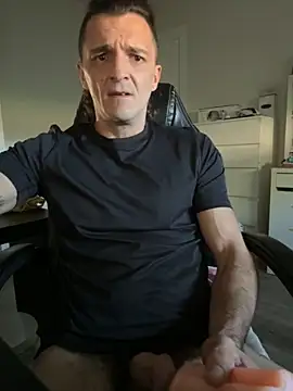 Snapshot of xixopuaff88 chatting on November 7, 2025, 1:55 pm xixopuaff88 online show from November 7, 2025, 1:55 pm