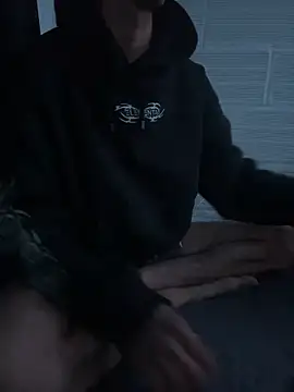 DarkCamBoy online show from April 11, 2026, 5:23 am