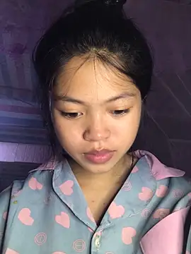 Thy00   online show from September 27, 2025, 6:29 am