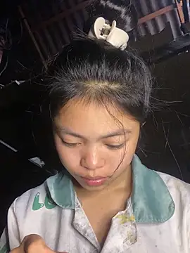 Snapshot of Thy00__ chatting on March 11, 2026, 12:49 am Thy00 online show from March 11, 2026, 12:49 am