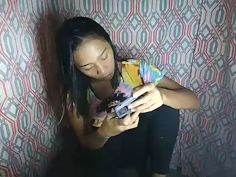 Virgen christine01 online show from January 17, 2026, 7:46 am