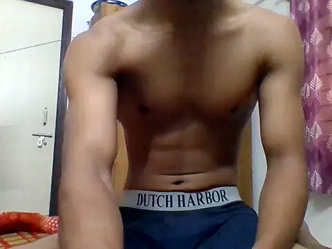 Snapshot of modelguyyy chatting on October 28, 2025, 4:38 am modelguyyy online show from October 28, 2025, 4:38 am