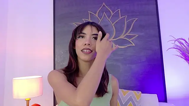 BellaHarper1 online show from November 9, 2025, 8:18 pm