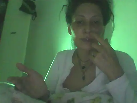 Bebita-zmp online show from June 2, 2026, 4:53 pm