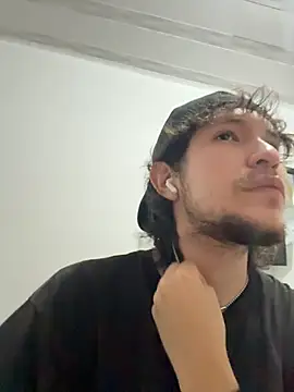 Luxx 14 online show from January 18, 2026, 3:21 am