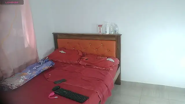 Lawuaifu1 online show from November 14, 2025, 6:50 pm