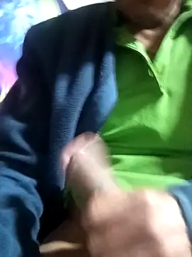 Snapshot of Oaxhot chatting on October 14, 2025, 8:26 am Oaxhot online show from October 14, 2025, 8:26 am