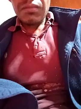 Snapshot of Oaxhot chatting on October 16, 2025, 8:37 am Oaxhot online show from October 16, 2025, 8:37 am