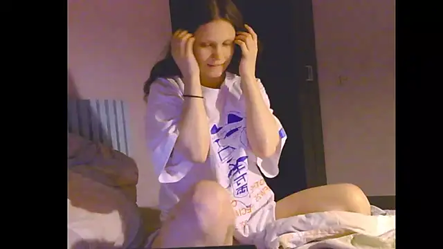 Lunliss online show from April 3, 2026, 6:50 pm