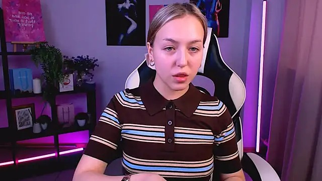 CindySparkl online show from March 6, 2026, 3:58 am