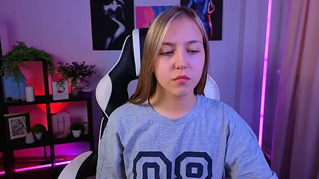 CindySparkl online show from April 5, 2026, 5:59 am