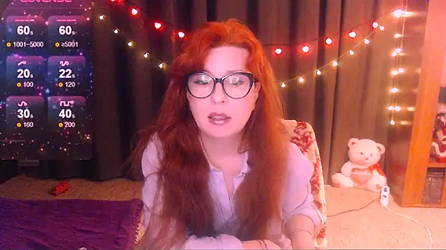 Crystal2207 online show from April 7, 2026, 11:04 pm