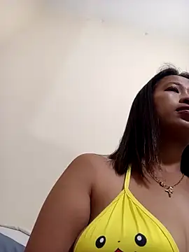 PINAYSQUIRTPUSSYHOLE online show from April 14, 2026, 12:27 am