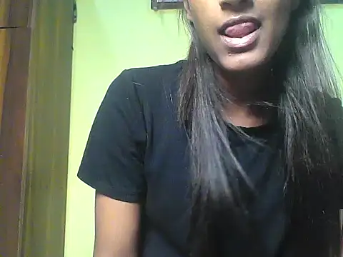 Snapshot of mickle_james chatting on September 30, 2025, 3:39 pm mickle james online show from September 30, 2025, 3:39 pm