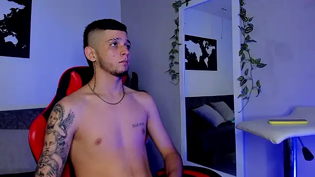 Snapshot of Mathewboy1 chatting on February 8, 2026, 12:30 pm Mathewboy1 online show from February 8, 2026, 12:30 pm