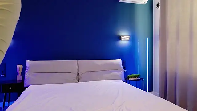 Snapshot of MariGven chatting on October 3, 2025, 12:35 pm MariGven online show from October 3, 2025, 12:35 pm