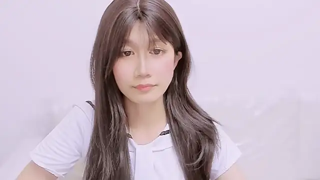 Snapshot of Rabbitlittlefool chatting on October 31, 2025, 3:57 pm Rabbitlittlefool online show from October 31, 2025, 3:57 pm