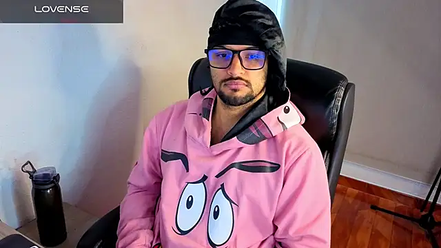 Ernesto-Rodriguez82 online show from April 2, 2026, 11:41 am