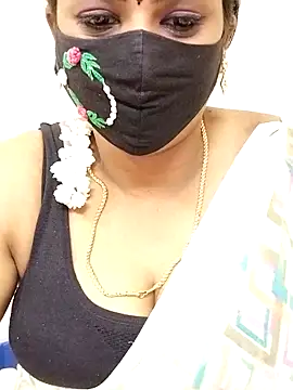 yoga-mithraa online show from November 12, 2025, 3:23 pm