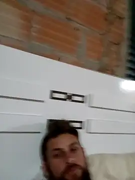 fabiojjvr online show from September 22, 2025, 6:54 pm