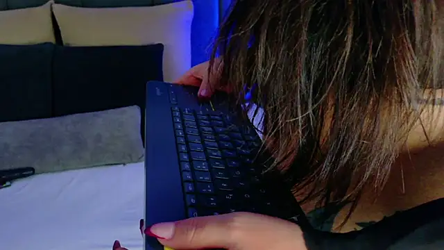 Adaa Stone online show from November 8, 2025, 4:12 am