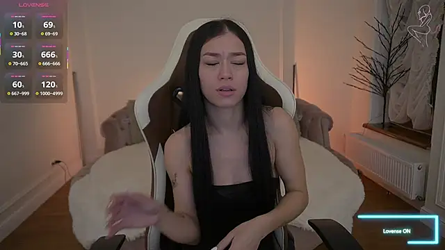 FataleNellie online show from April 28, 2026, 8:58 pm