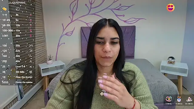 Lia Blake  online show from December 5, 2025, 12:25 pm