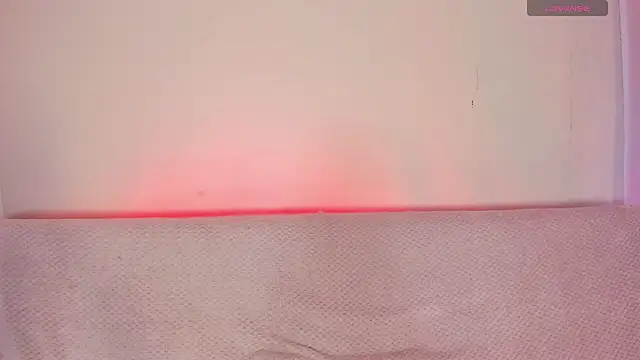 missweetpeach online show from April 6, 2026, 12:52 am