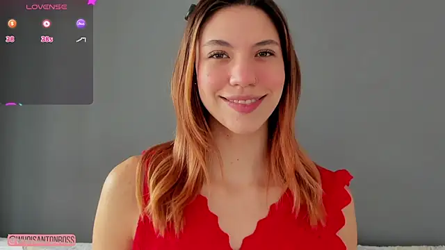 Snapshot of AntonellaaRossii chatting on October 12, 2025, 2:05 pm AntonellaaRossii online show from October 12, 2025, 2:05 pm