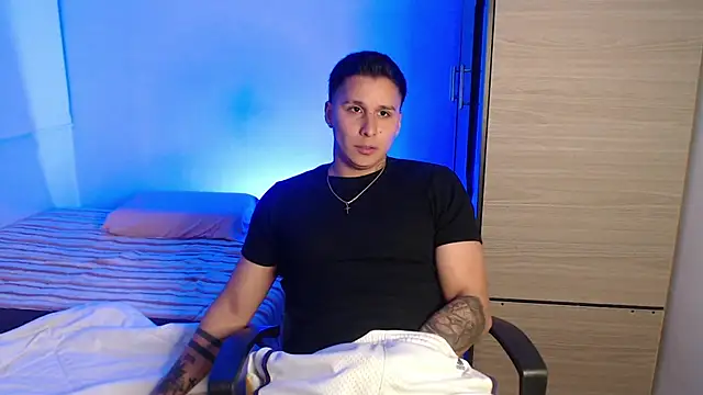 valentinosex1 online show from February 16, 2026, 11:45 pm