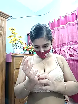 Cute Faria online show from November 30, 2025, 2:54 pm