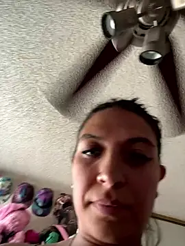 Snapshot of Chicagobabe chatting on June 11, 2026, 12:08 am Chicagobabe online show from June 11, 2026, 12:08 am