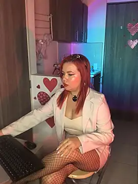 pamelalambert online show from April 17, 2026, 2:25 am