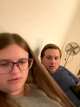 CurvyPaar2 online show from September 11, 2025, 7:03 pm