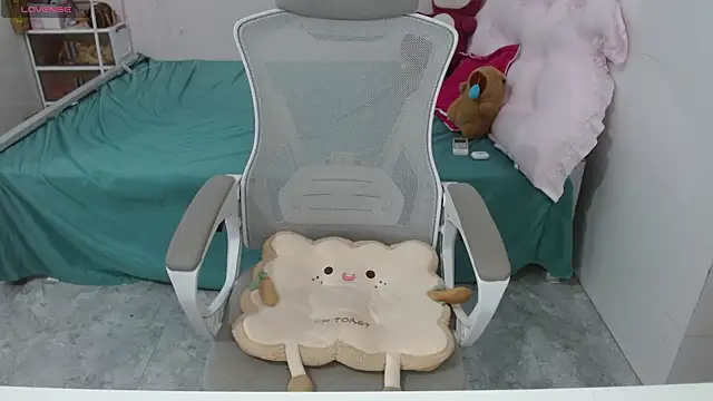 Snapshot of Alina_MissAsian chatting on September 13, 2025, 4:29 pm Alina MissAsian online show from September 13, 2025, 4:29 pm