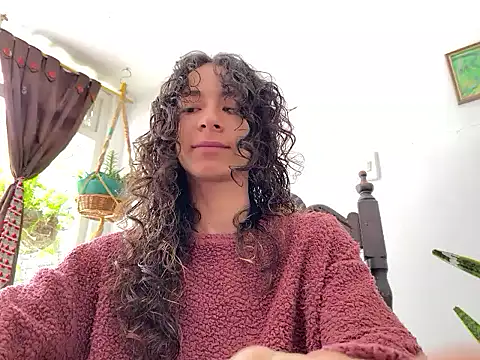 camille delrey online show from November 5, 2025, 4:51 pm