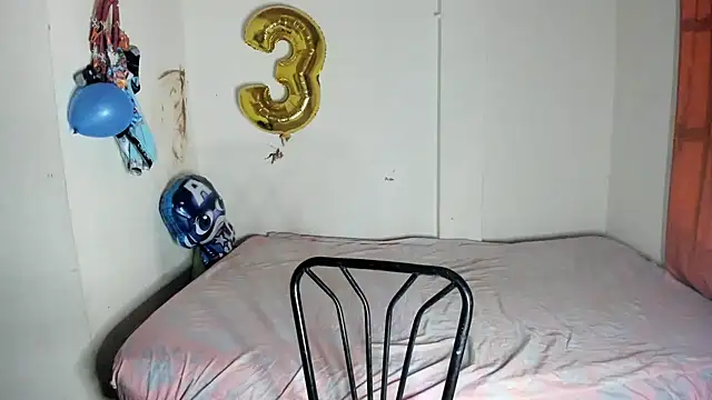 Snapshot of Daphne_girlsex chatting on September 24, 2025, 2:59 am Daphne girlsex online show from September 24, 2025, 2:59 am