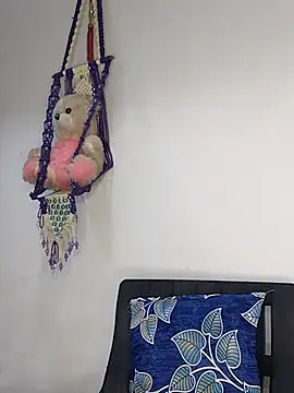 sneha bebo online show from December 5, 2025, 3:41 pm