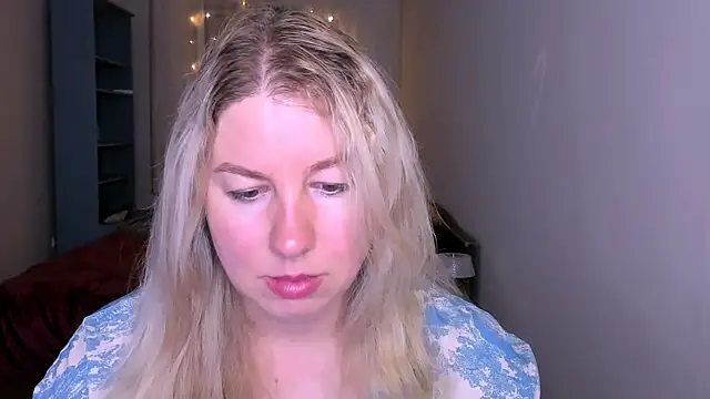 NancySanders online show from July 6, 2026, 8:44 pm