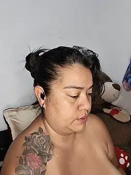 NARNYALABELLA online show from May 28, 2026, 10:12 am