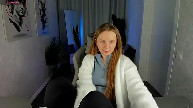 Rina Panic online show from March 23, 2026, 12:58 am