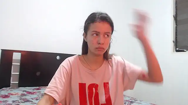 nathaly jones  online show from November 21, 2025, 12:15 pm